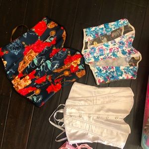 Bundle of 4 corsets